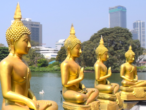 Sri Lankan Sceneries - Hunupitiya Gangaramaya Seemamalakaya